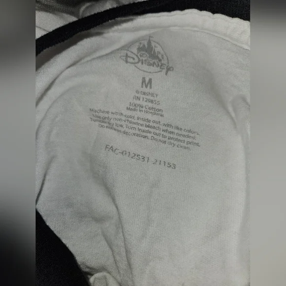 Disney Hakuna Matata White Black Graphic T-Shirt Lion King Tee - Picture 3 of 3